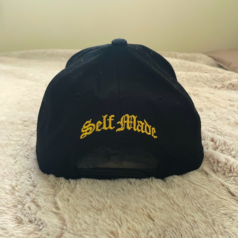 Hat - Picture 2 of 3